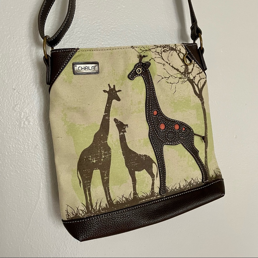 Chala Giraffe Crossbody